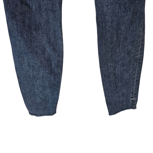 NWT Lovers + Friends High Rise Ripped Distressed "Mason" Jeans in Naples Wash - Picture 6 of 10